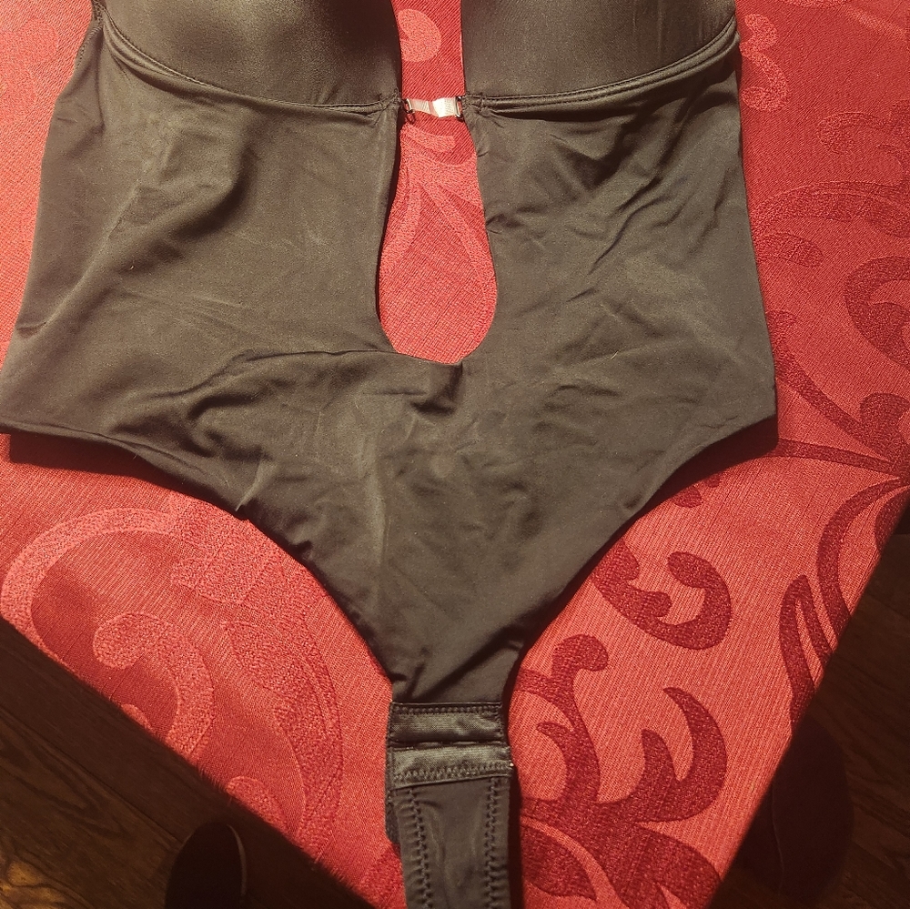 Black Shape wear